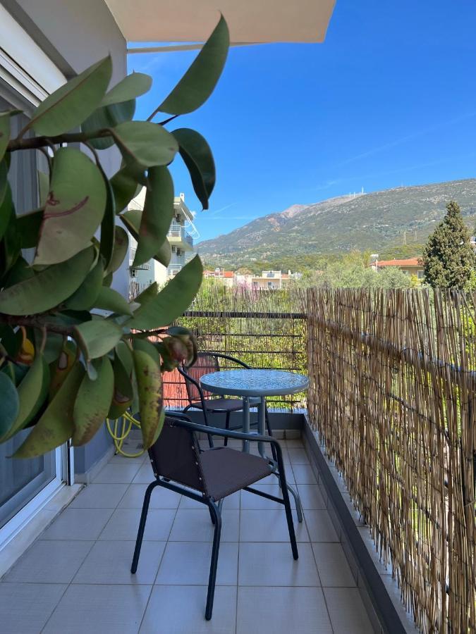 Vasiliki Apartments Нафпактос Экстерьер фото